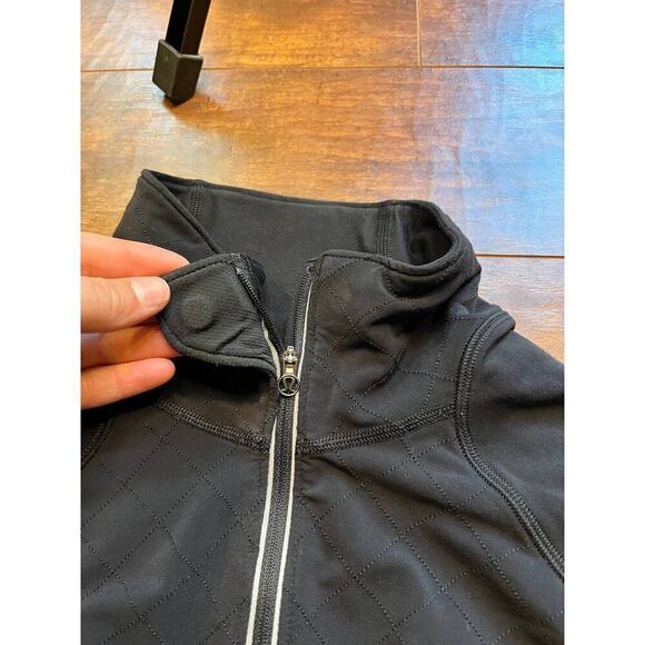 Lululemon Running Half Zip Magnetic Neck Running Long Sleeve Active Size 2 - Picture 2 of 7